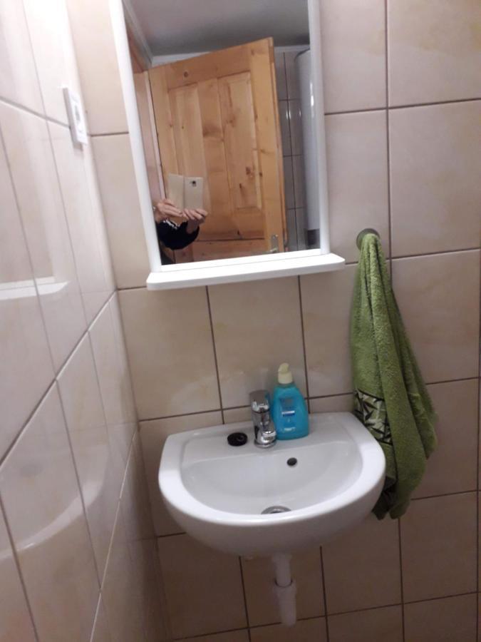 Matyas Apartman Tard Exterior photo