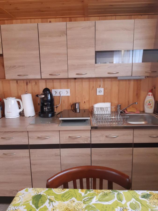 Matyas Apartman Tard Exterior photo